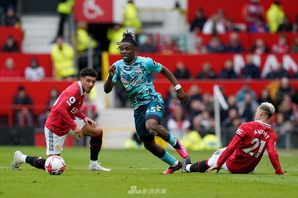 往往光彩夺 往往光彩夺