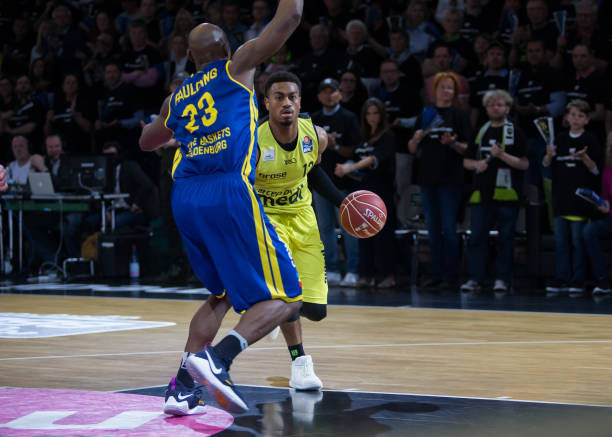 一些业内人 一些业内人