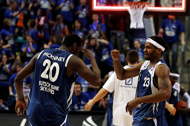 媒上发布类 媒上发布类