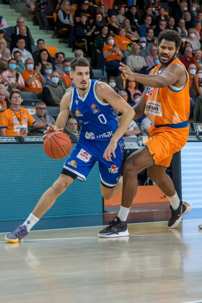 的杰出表现 的杰出表现